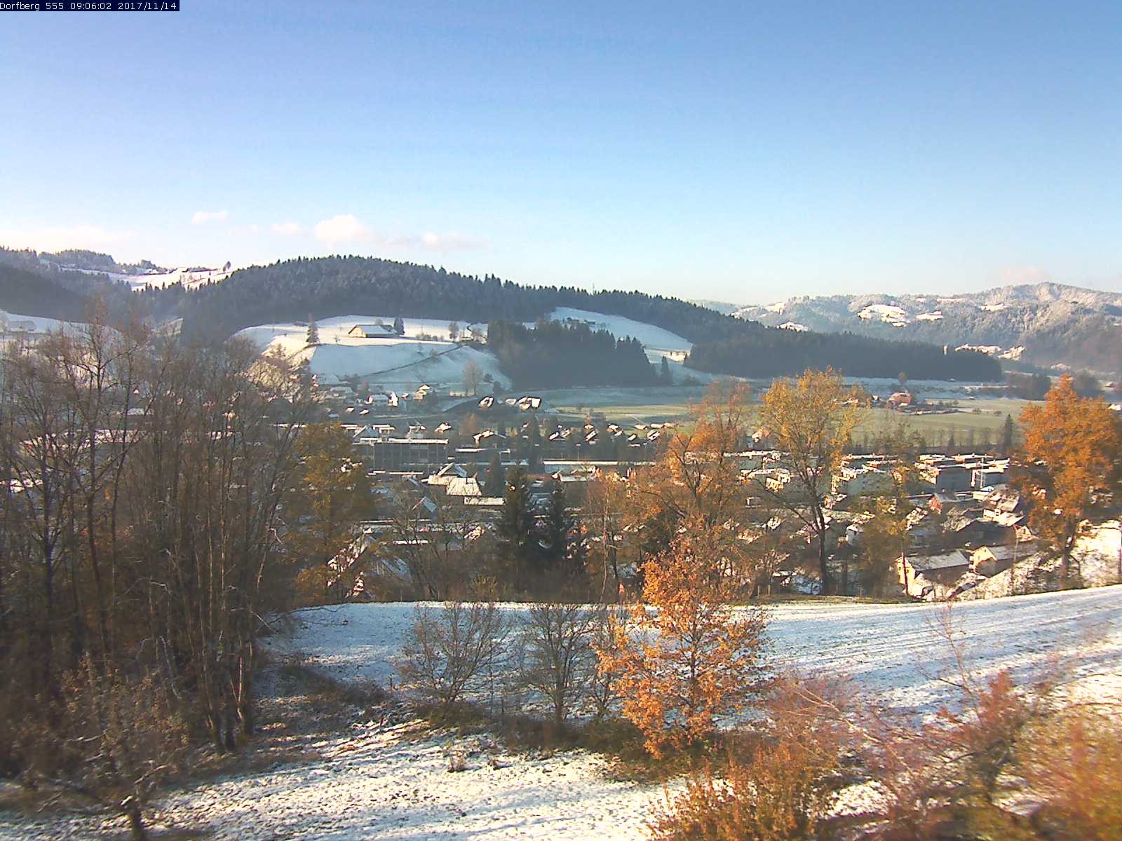 Webcam-Bild: Aussicht vom Dorfberg in Langnau 20171114-090601