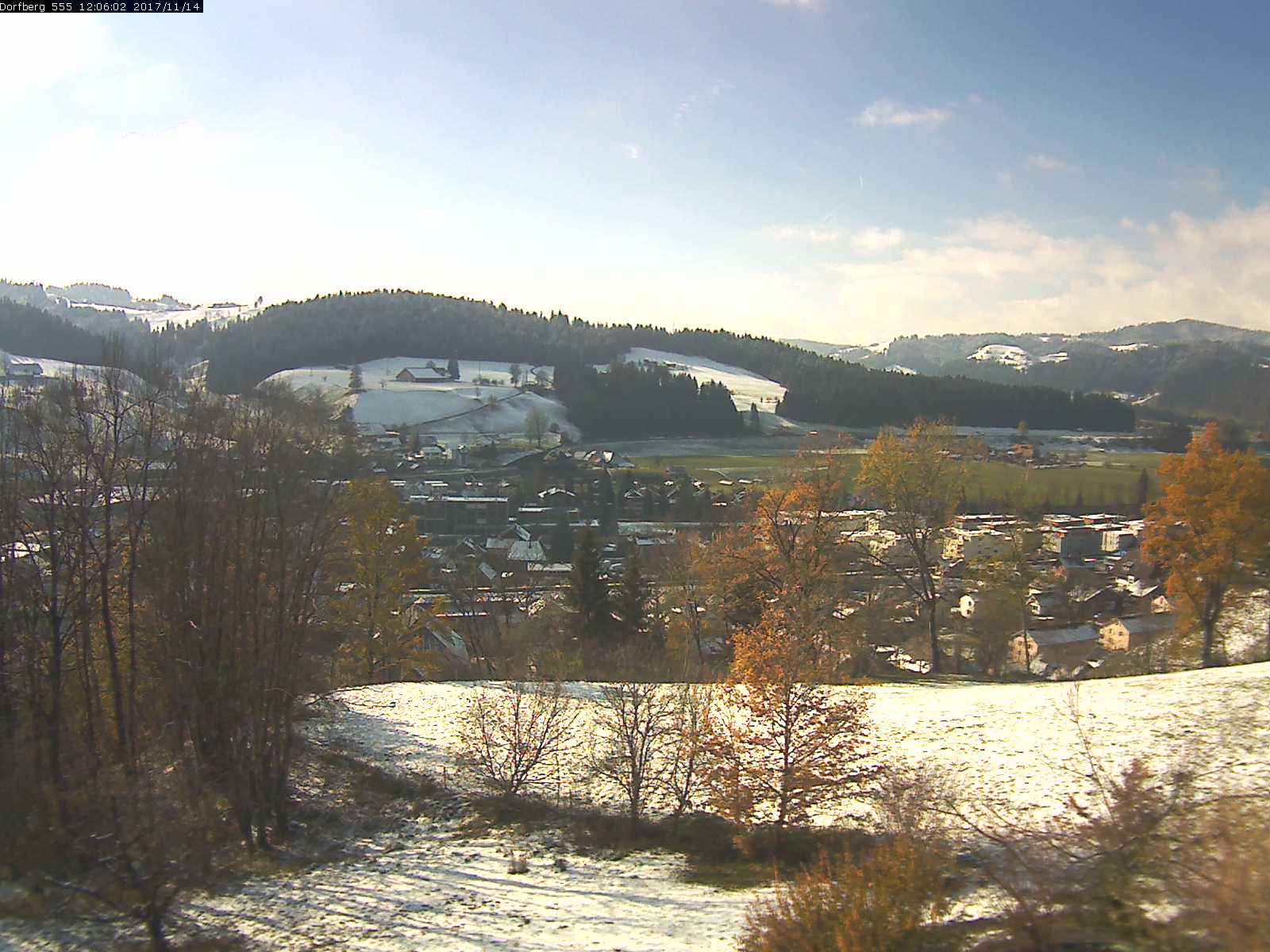 Webcam-Bild: Aussicht vom Dorfberg in Langnau 20171114-120601