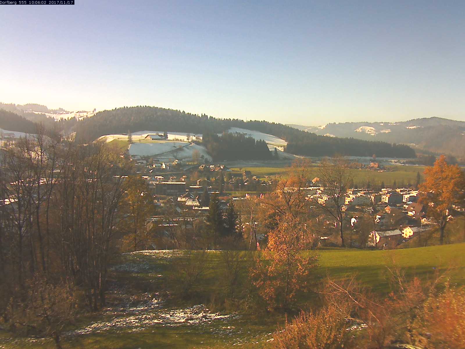 Webcam-Bild: Aussicht vom Dorfberg in Langnau 20171117-100601