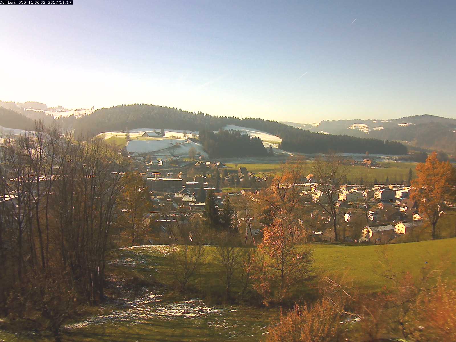 Webcam-Bild: Aussicht vom Dorfberg in Langnau 20171117-110601