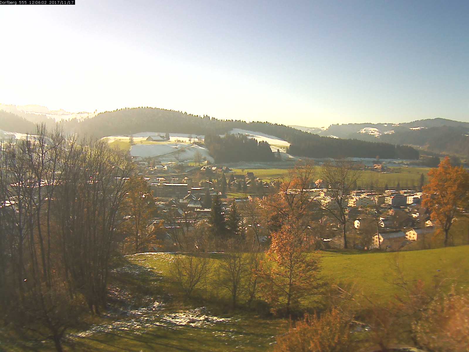 Webcam-Bild: Aussicht vom Dorfberg in Langnau 20171117-120601