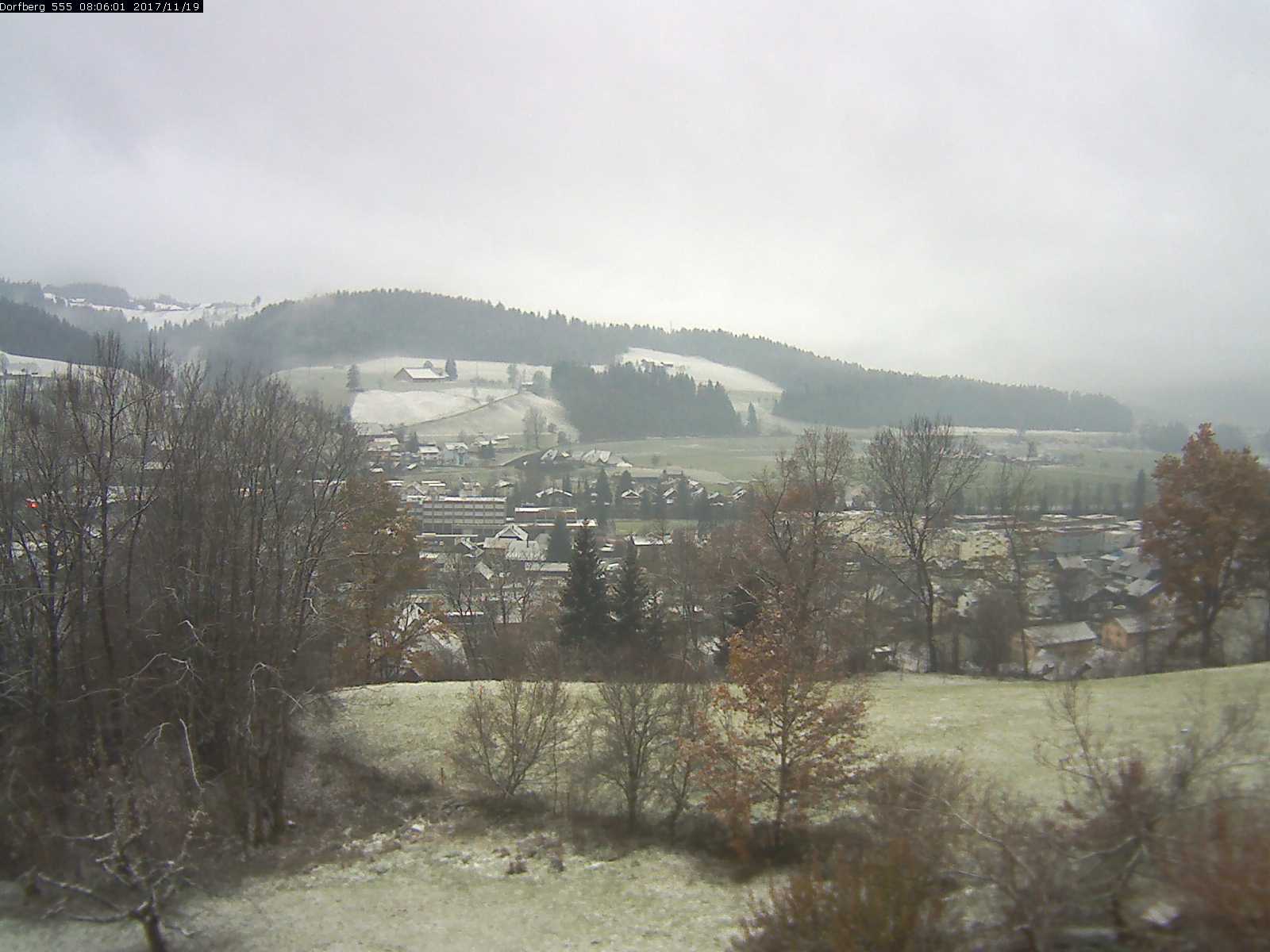 Webcam-Bild: Aussicht vom Dorfberg in Langnau 20171119-080601