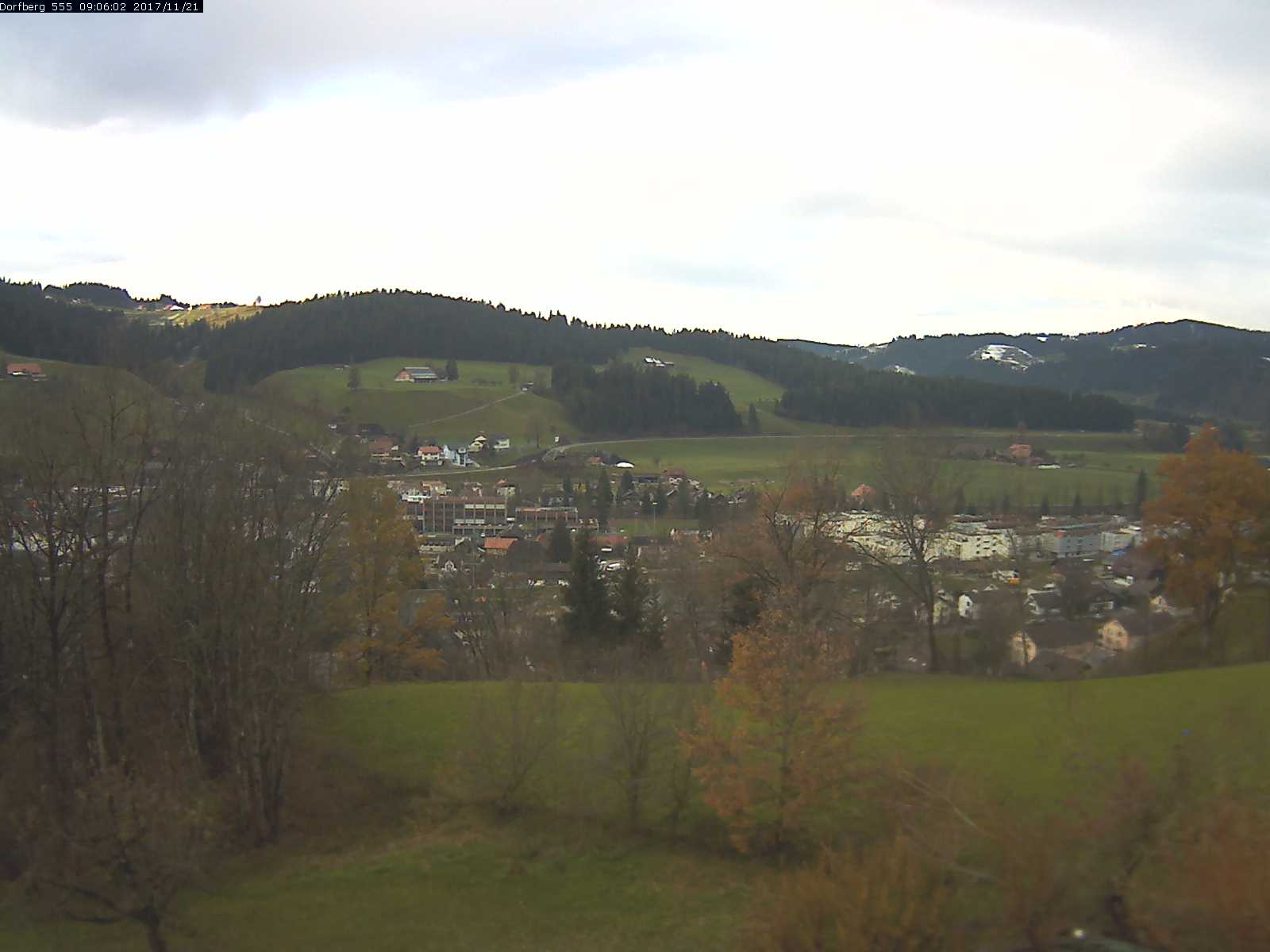 Webcam-Bild: Aussicht vom Dorfberg in Langnau 20171121-090601