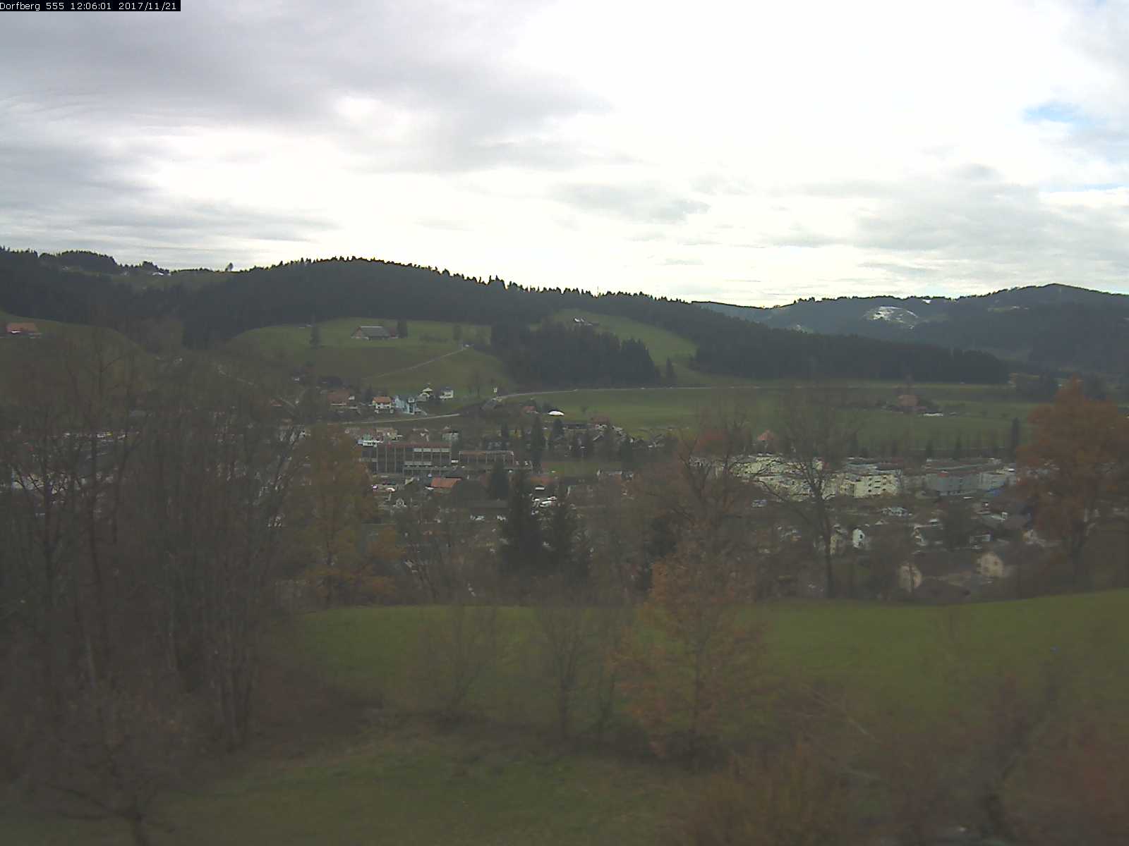 Webcam-Bild: Aussicht vom Dorfberg in Langnau 20171121-120601