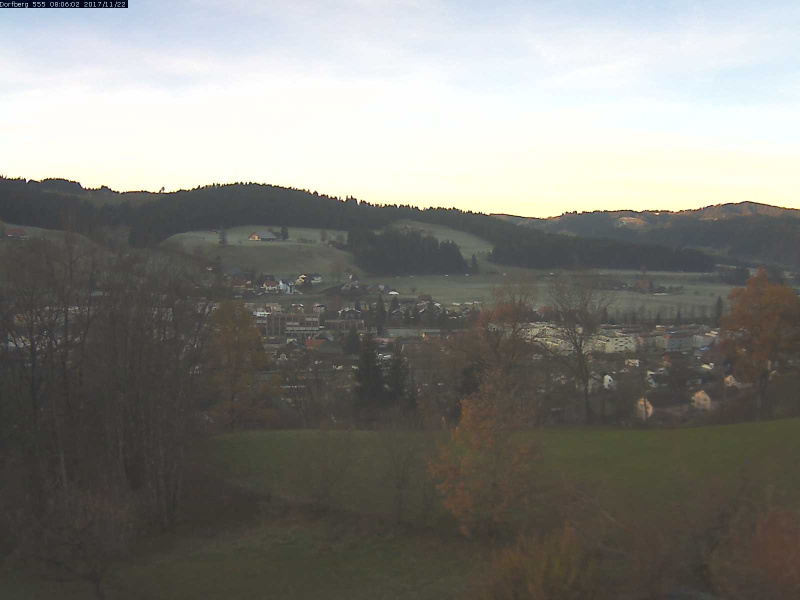 Webcam-Bild: Aussicht vom Dorfberg in Langnau 20171122-080601