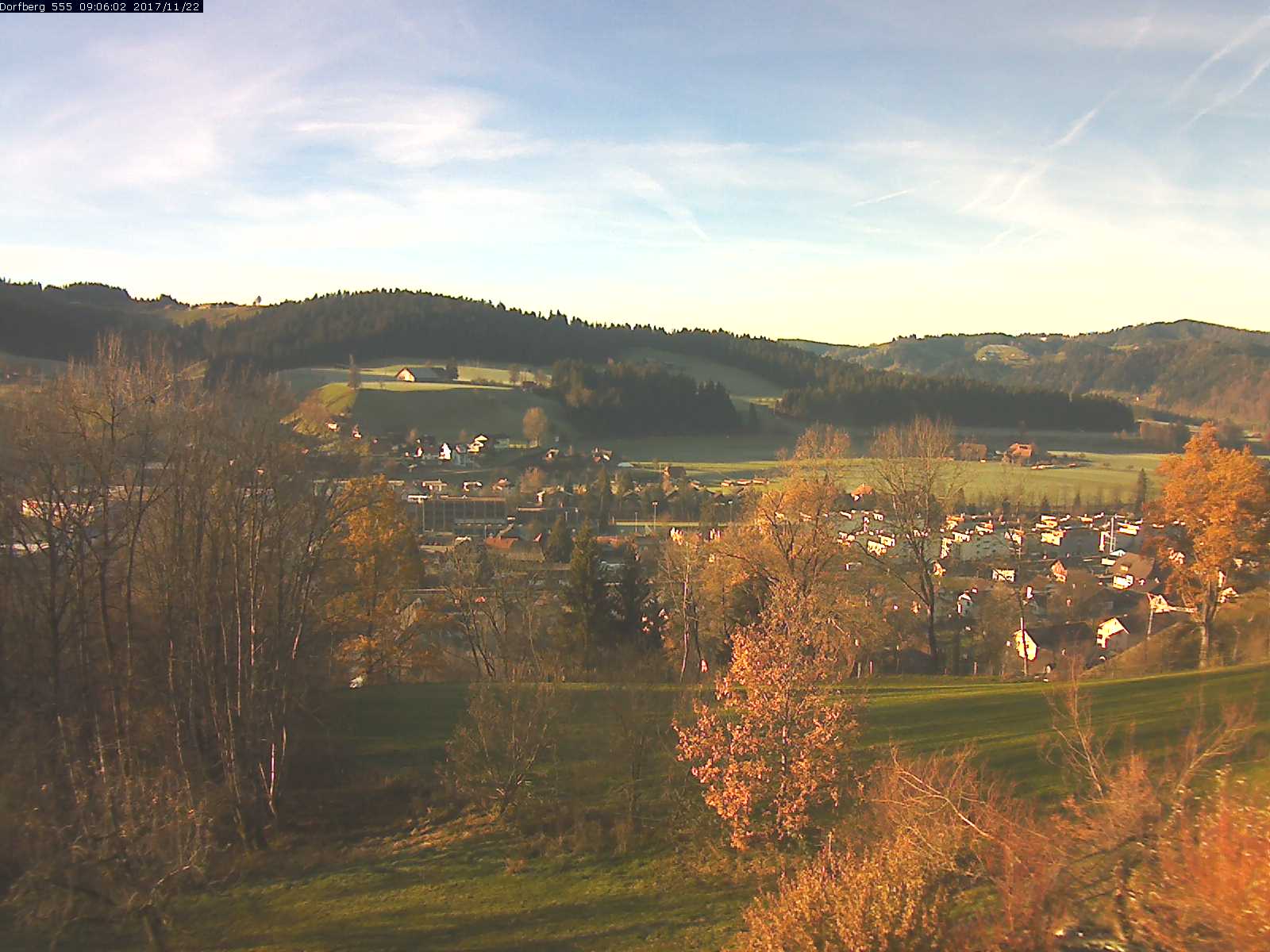 Webcam-Bild: Aussicht vom Dorfberg in Langnau 20171122-090601