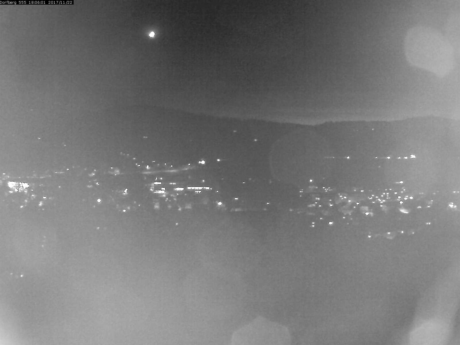 Webcam-Bild: Aussicht vom Dorfberg in Langnau 20171122-180601