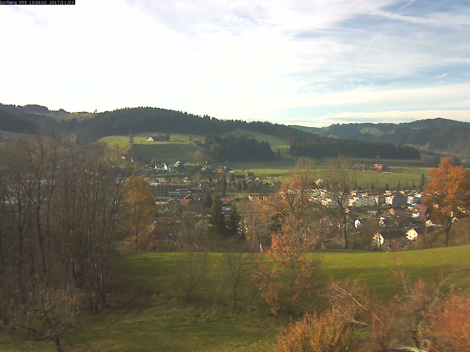 Webcam-Bild: Aussicht vom Dorfberg in Langnau 20171123-100601