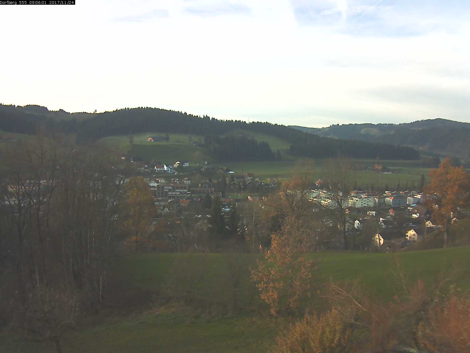 Webcam-Bild: Aussicht vom Dorfberg in Langnau 20171124-090601