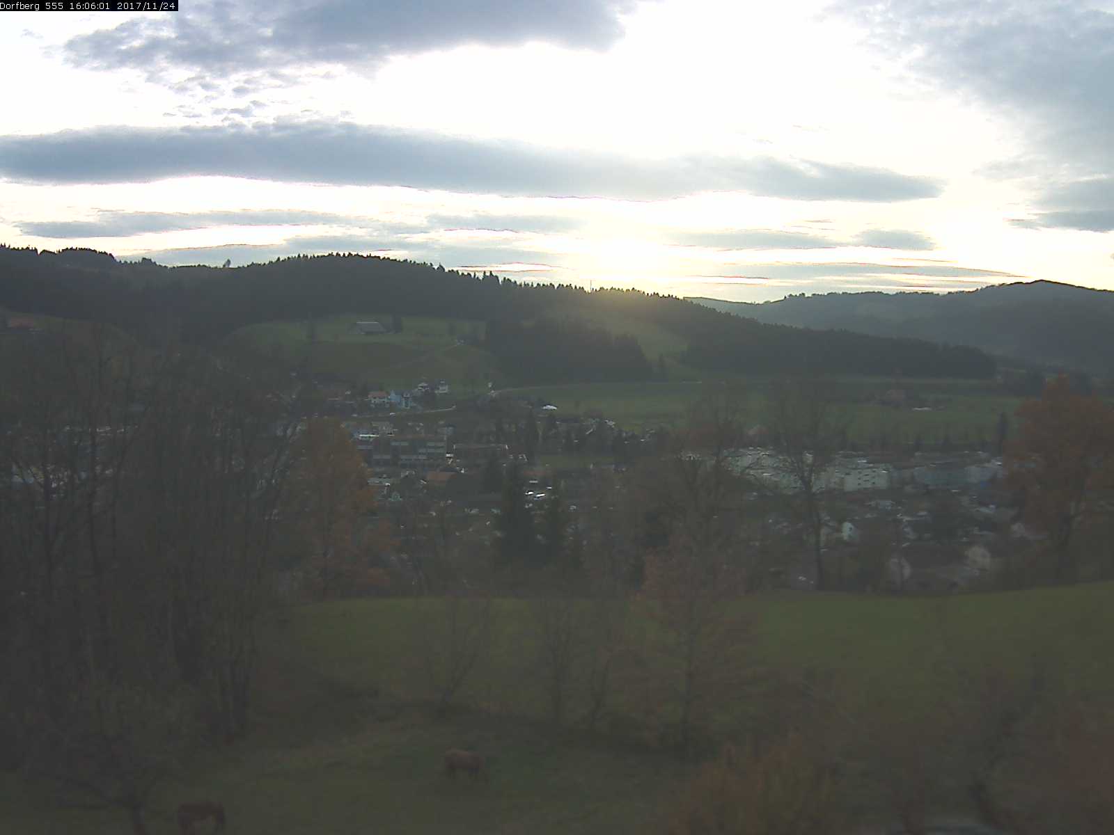 Webcam-Bild: Aussicht vom Dorfberg in Langnau 20171124-160601