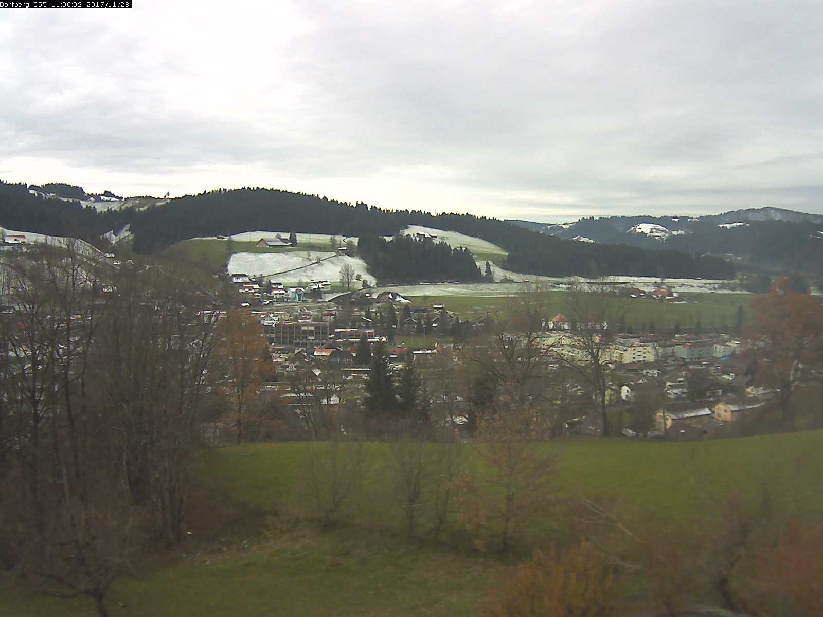 Webcam-Bild: Aussicht vom Dorfberg in Langnau 20171128-110601
