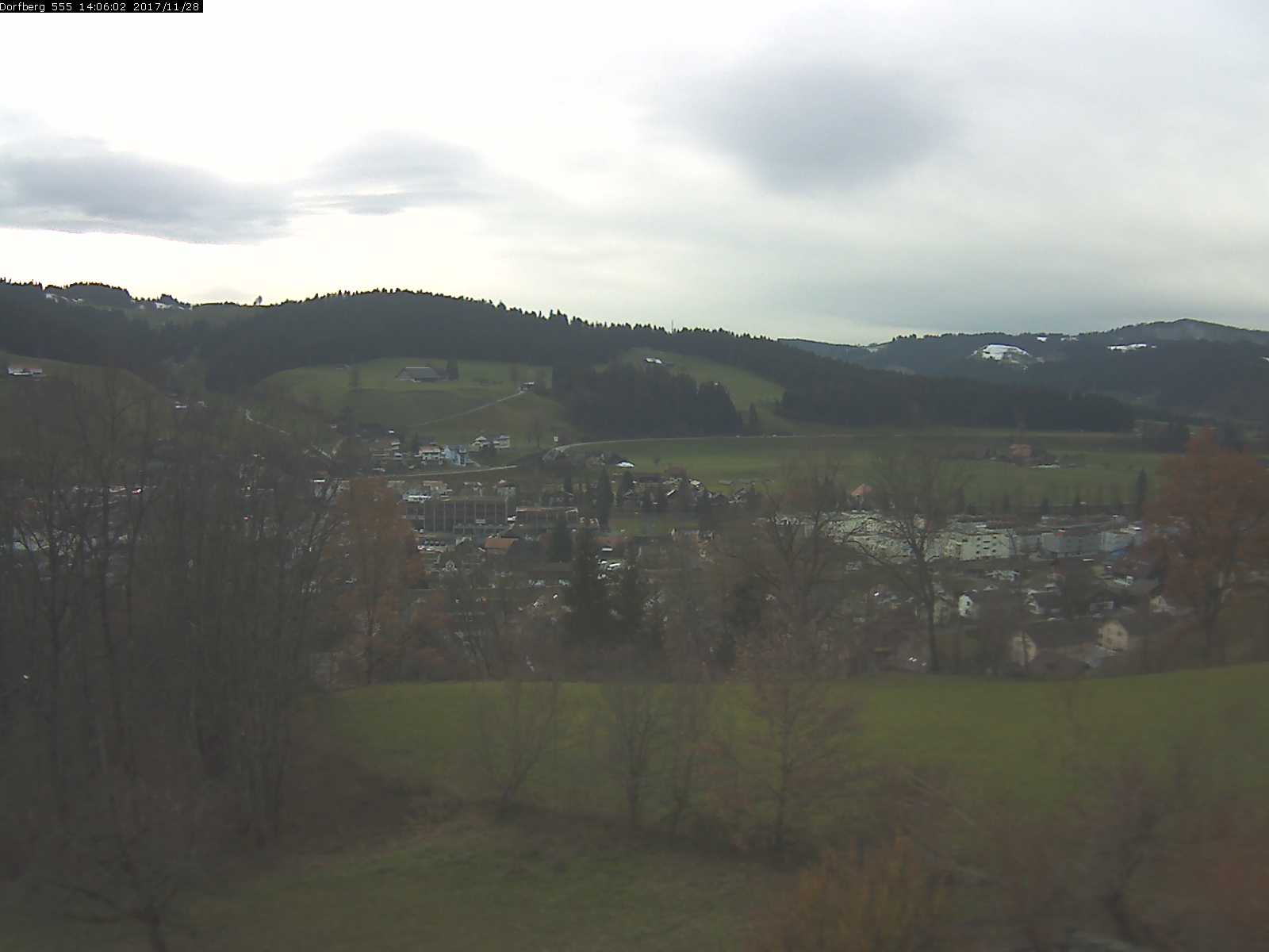 Webcam-Bild: Aussicht vom Dorfberg in Langnau 20171128-140601