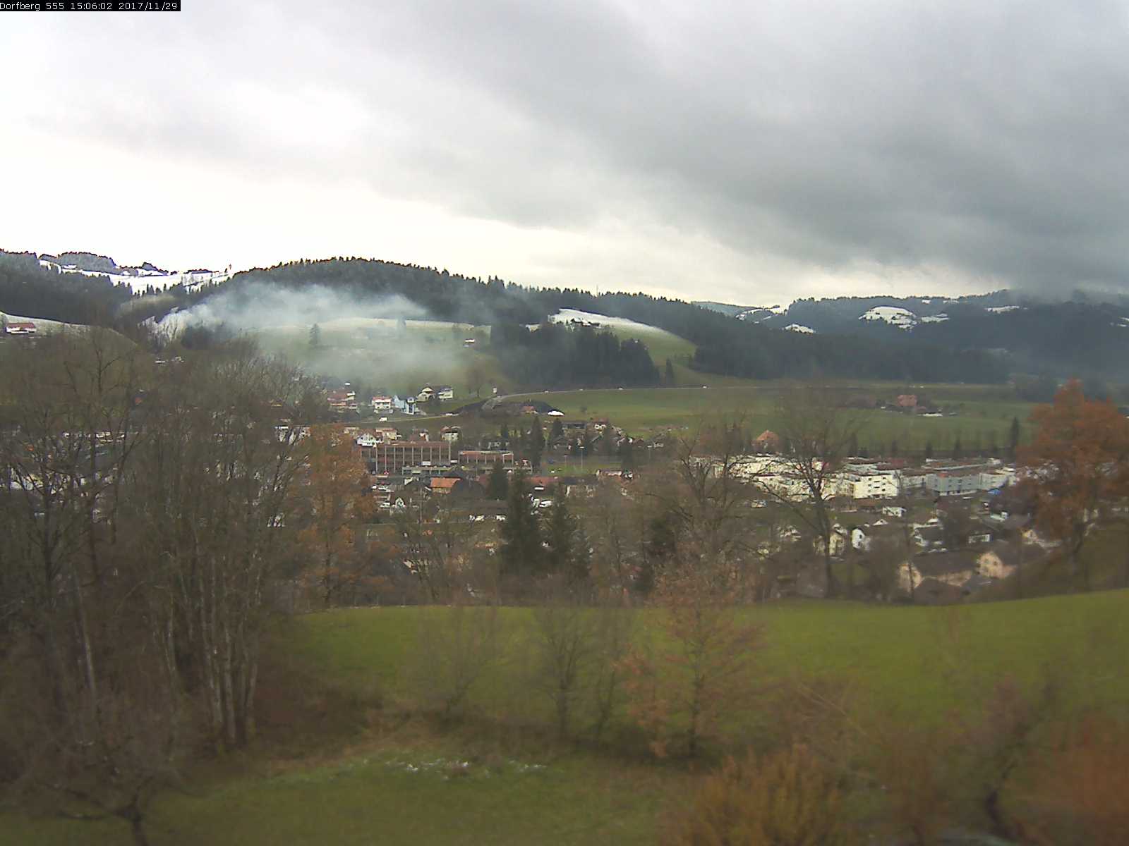 Webcam-Bild: Aussicht vom Dorfberg in Langnau 20171129-150601