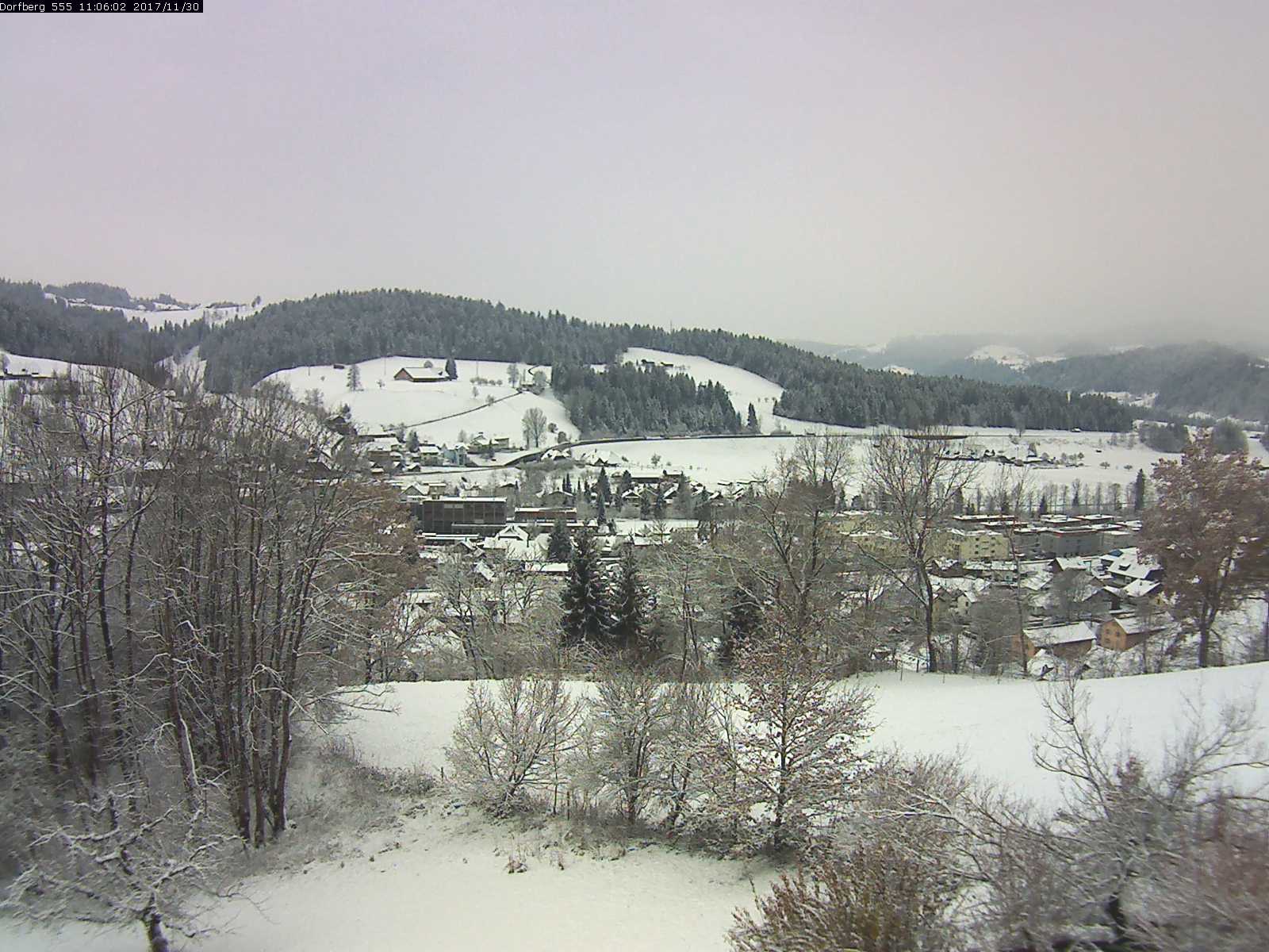 Webcam-Bild: Aussicht vom Dorfberg in Langnau 20171130-110602