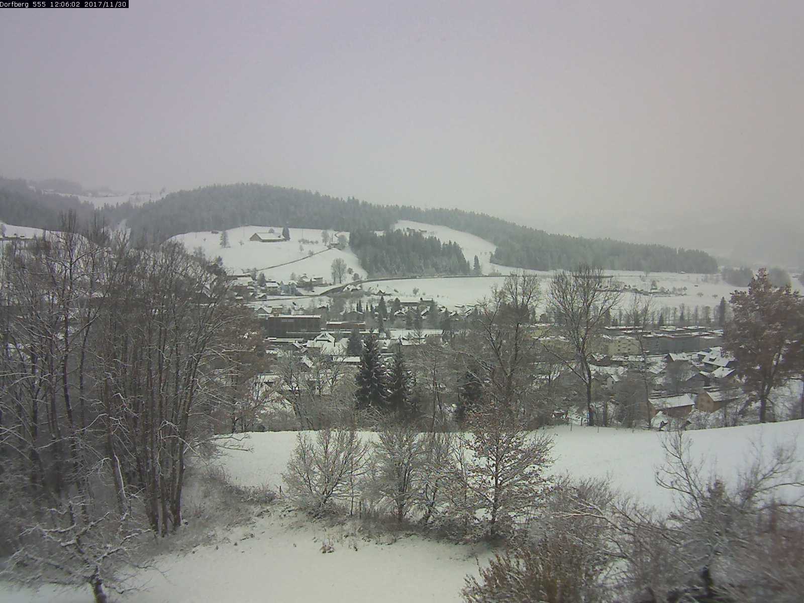 Webcam-Bild: Aussicht vom Dorfberg in Langnau 20171130-120601