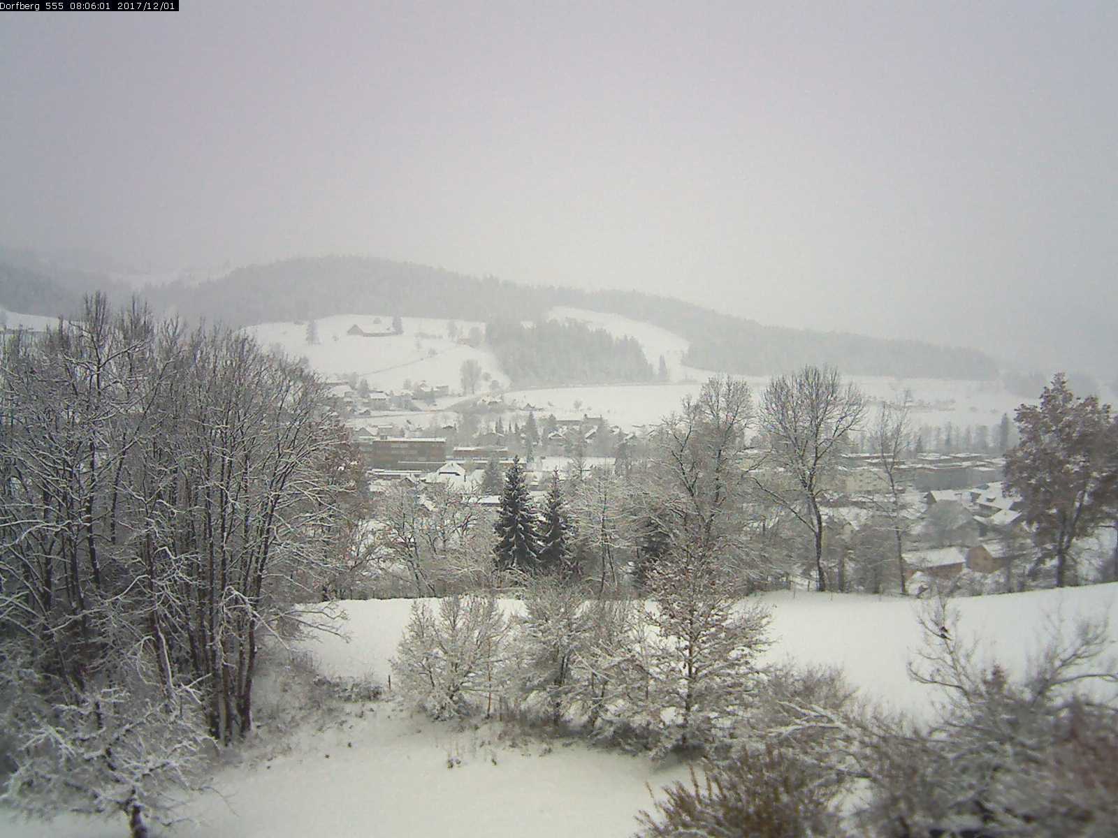 Webcam-Bild: Aussicht vom Dorfberg in Langnau 20171201-080601