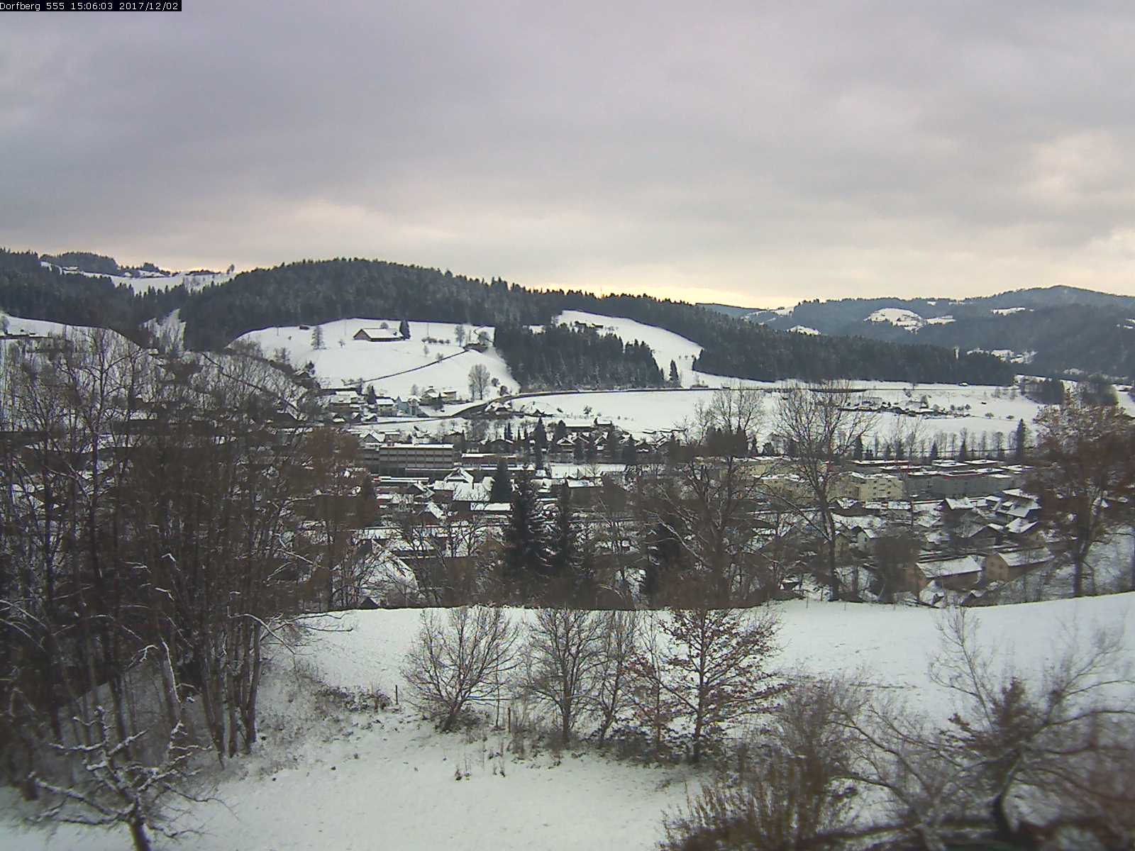 Webcam-Bild: Aussicht vom Dorfberg in Langnau 20171202-150601