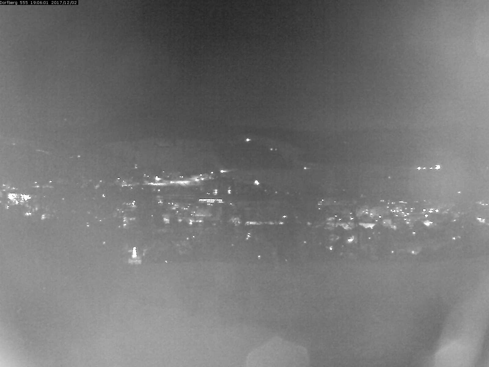 Webcam-Bild: Aussicht vom Dorfberg in Langnau 20171202-190601