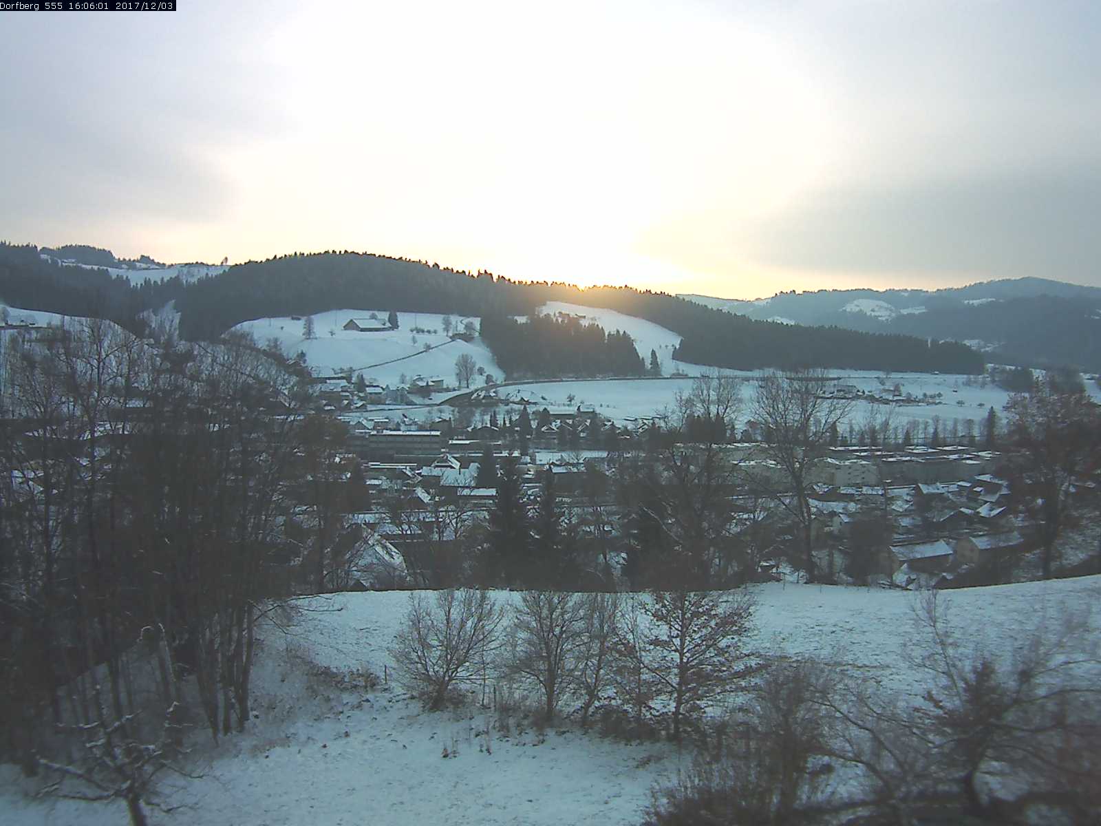 Webcam-Bild: Aussicht vom Dorfberg in Langnau 20171203-160601