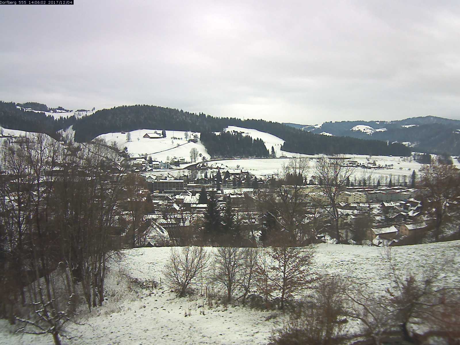 Webcam-Bild: Aussicht vom Dorfberg in Langnau 20171204-140601