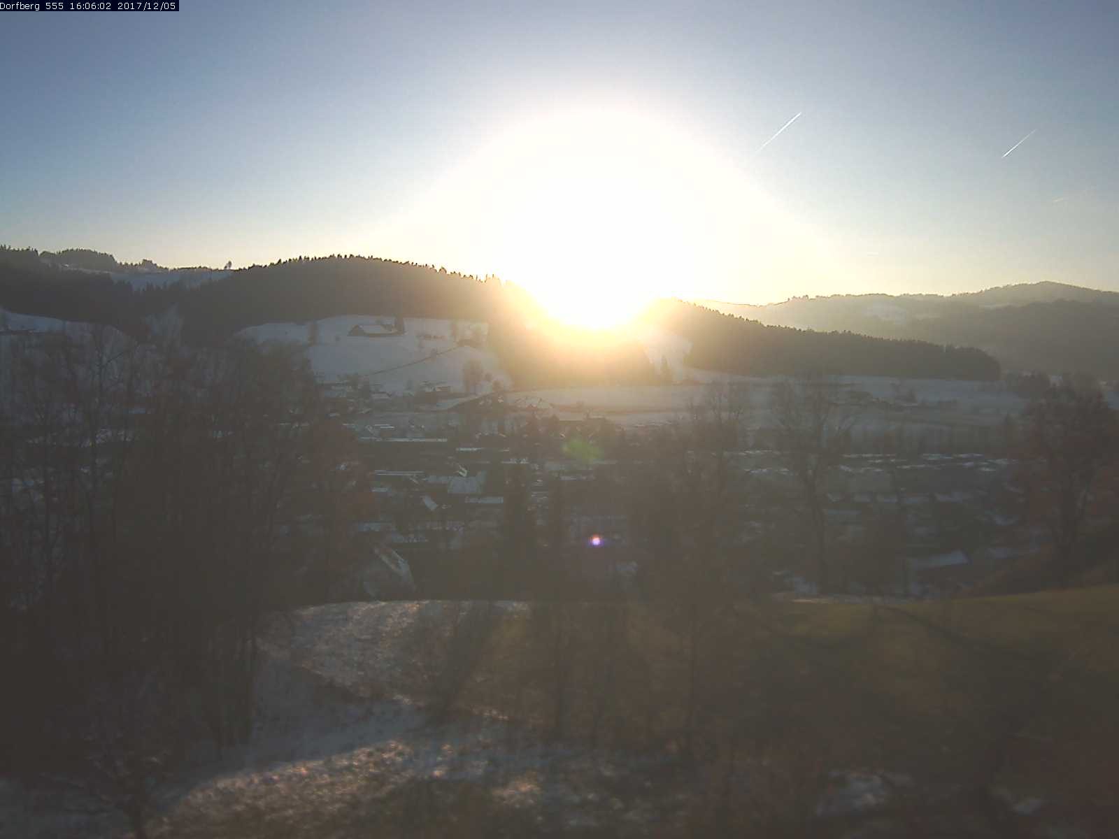 Webcam-Bild: Aussicht vom Dorfberg in Langnau 20171205-160601