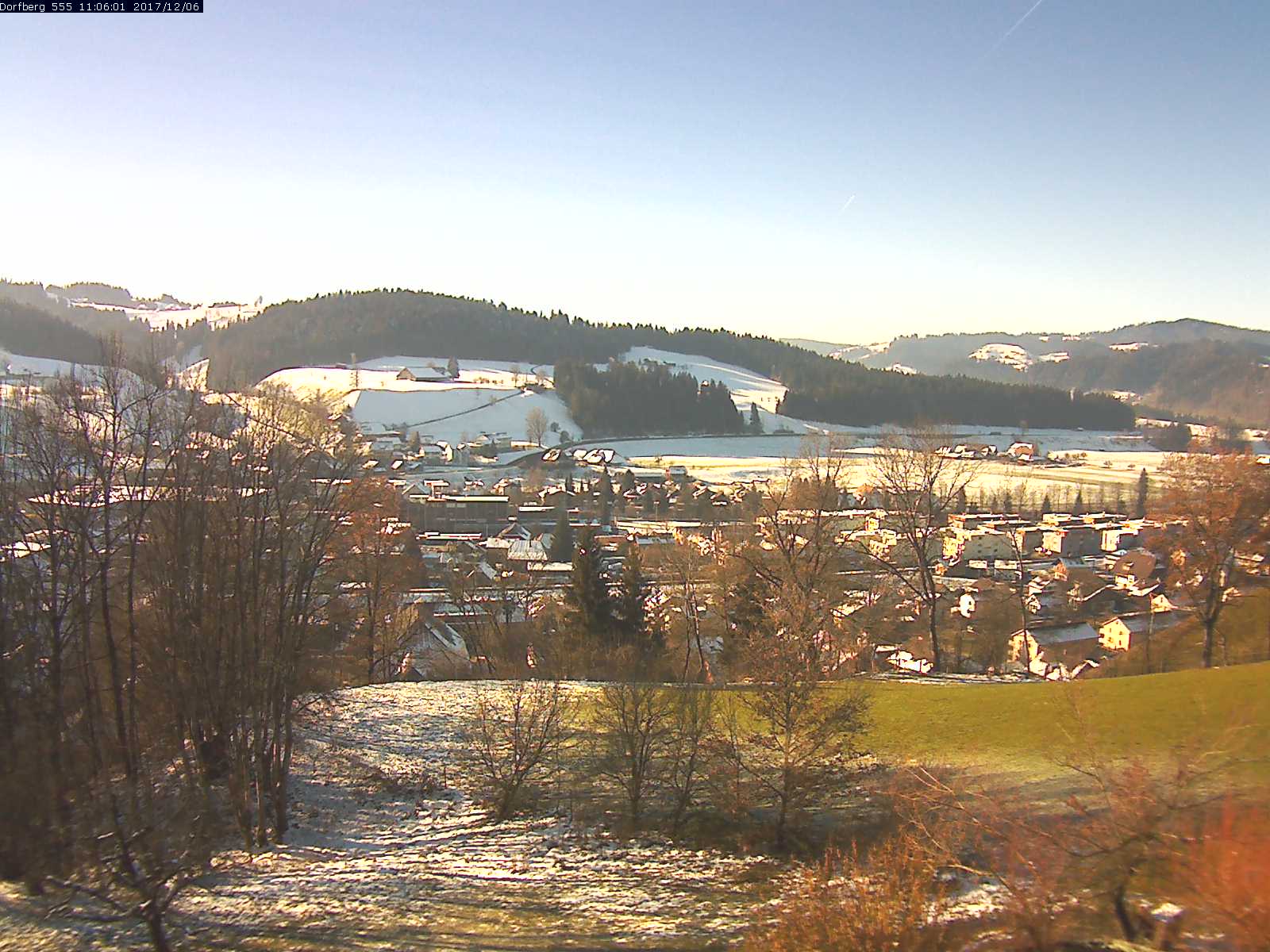 Webcam-Bild: Aussicht vom Dorfberg in Langnau 20171206-110601