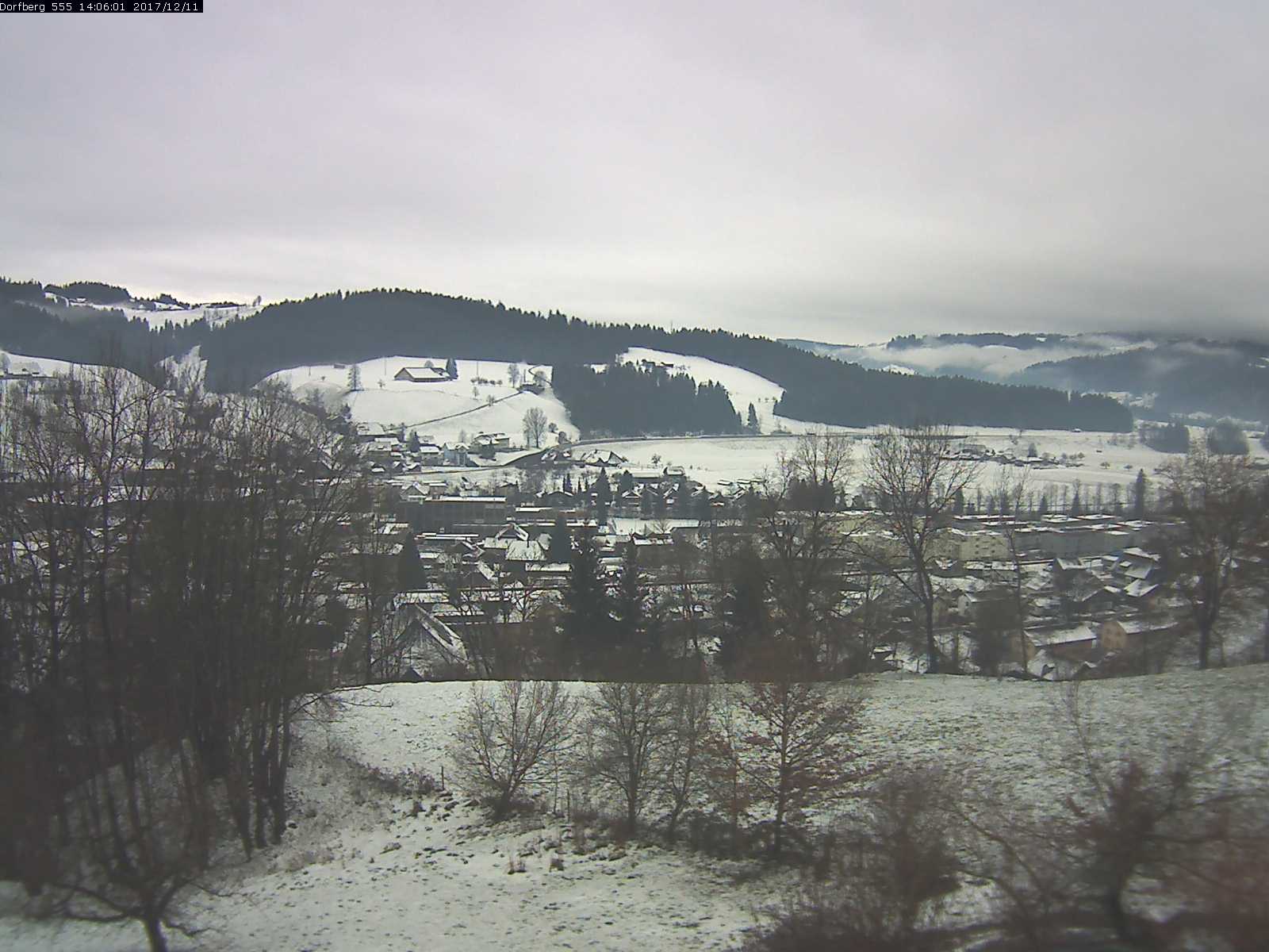 Webcam-Bild: Aussicht vom Dorfberg in Langnau 20171211-140601