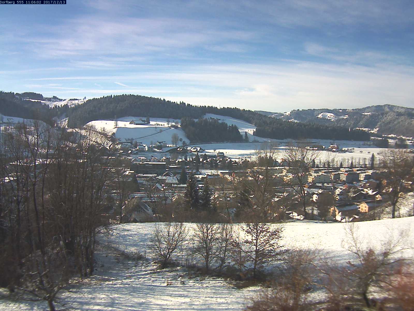 Webcam-Bild: Aussicht vom Dorfberg in Langnau 20171213-110601