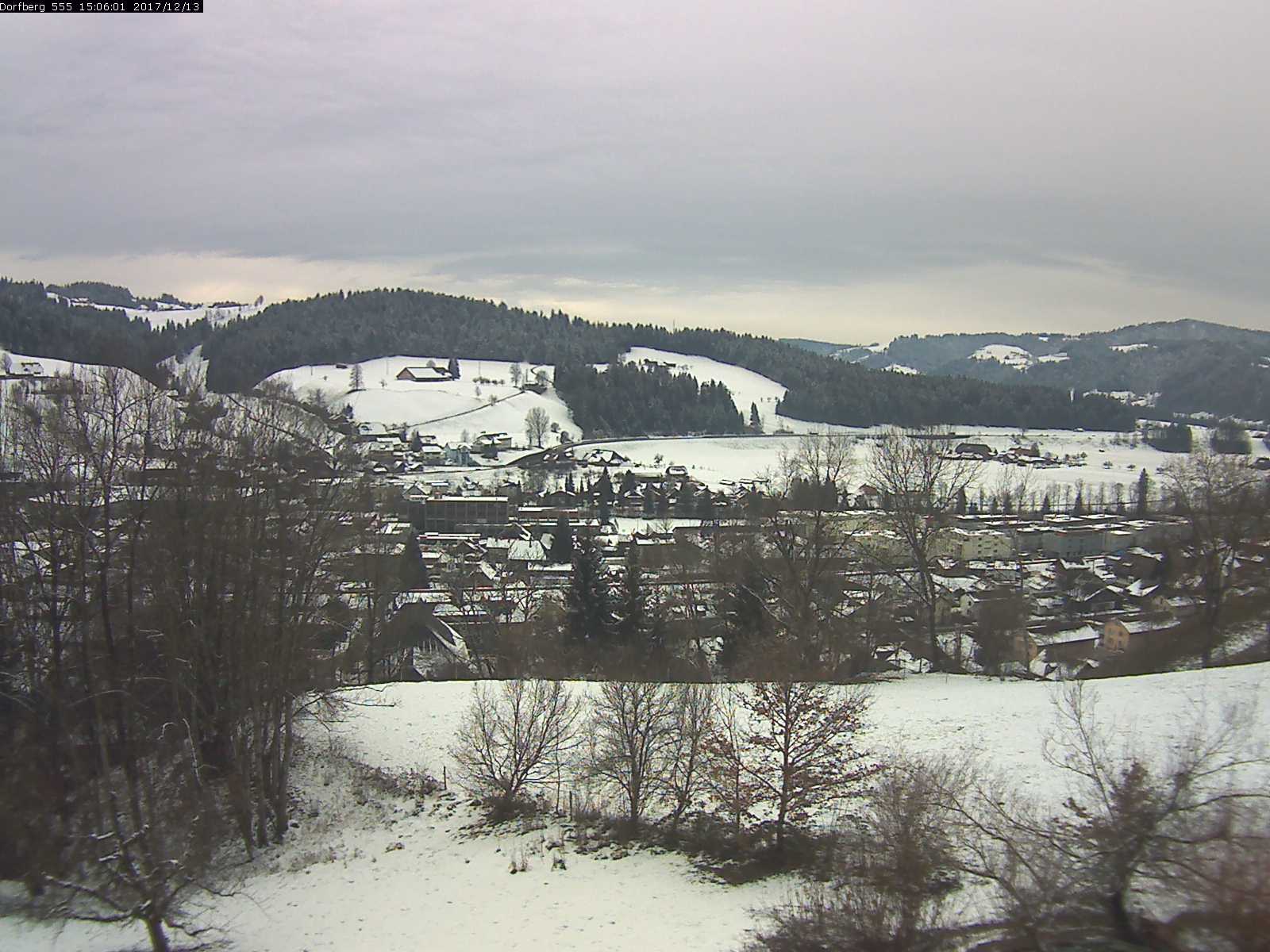 Webcam-Bild: Aussicht vom Dorfberg in Langnau 20171213-150601