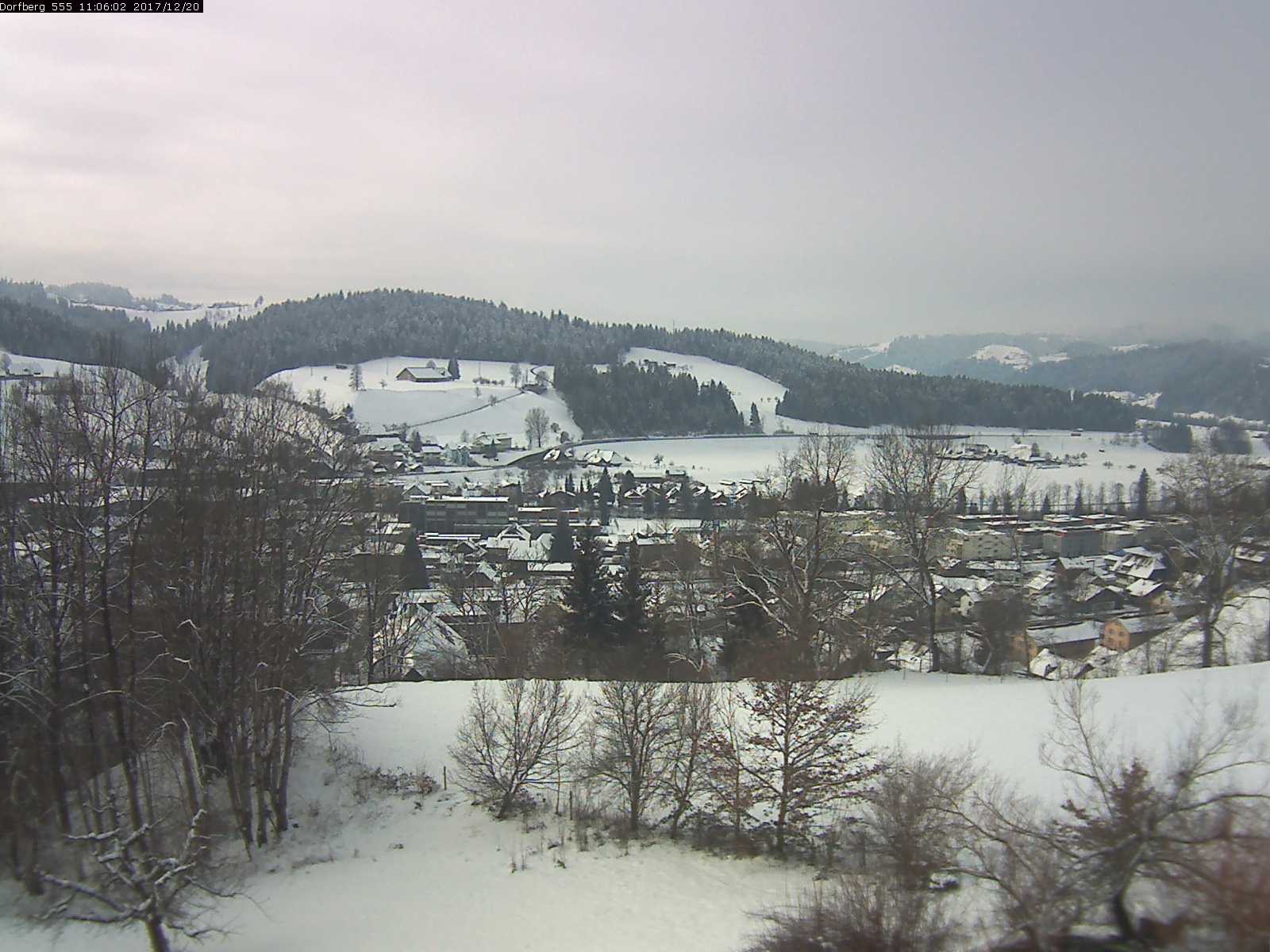 Webcam-Bild: Aussicht vom Dorfberg in Langnau 20171220-110601