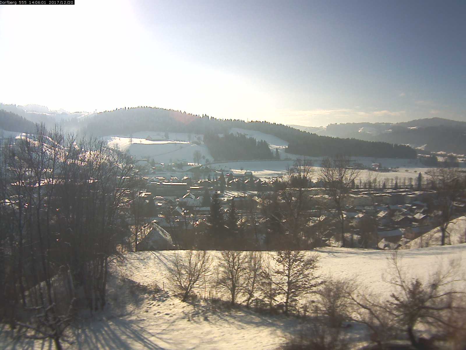 Webcam-Bild: Aussicht vom Dorfberg in Langnau 20171220-140601