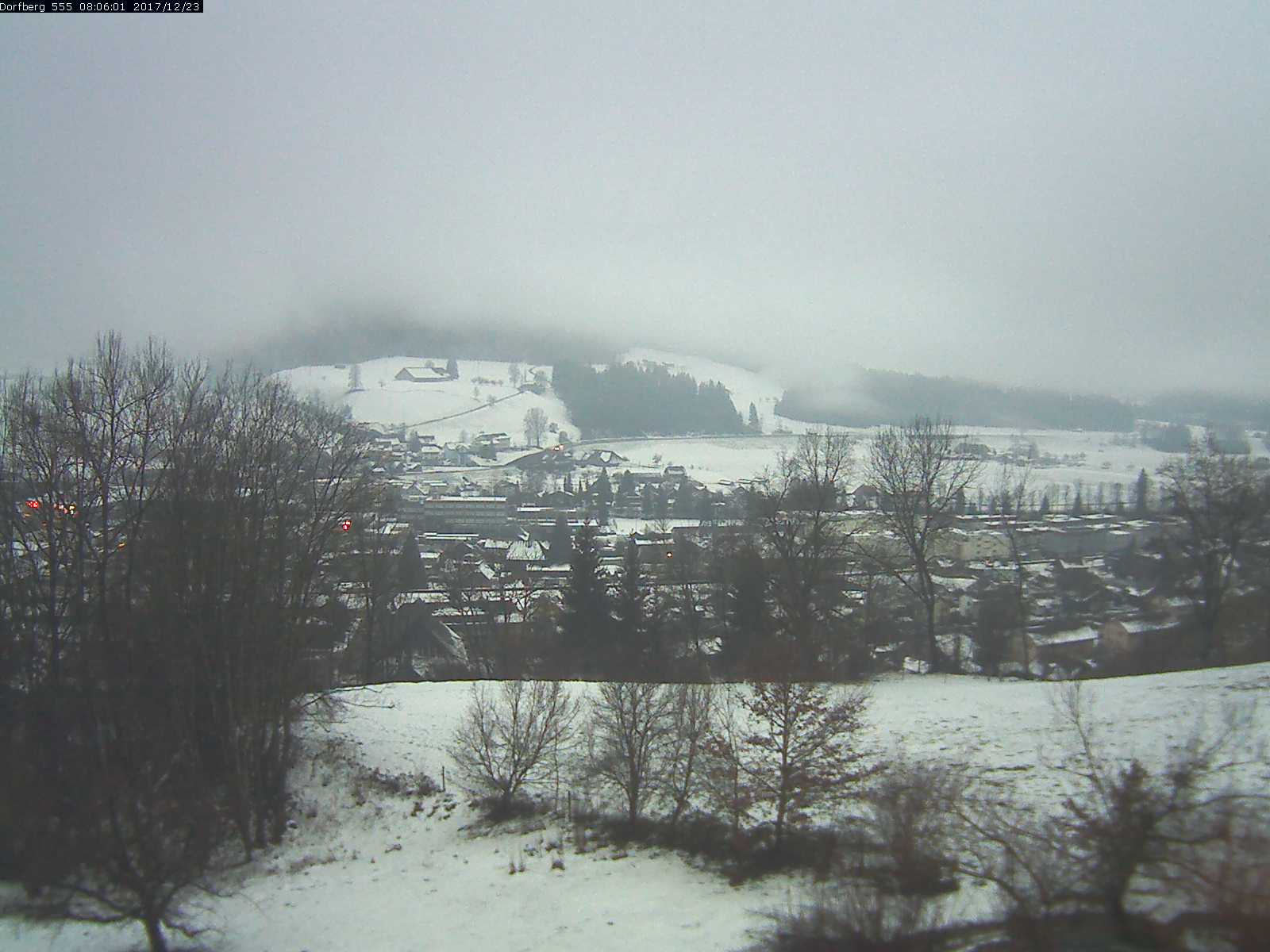 Webcam-Bild: Aussicht vom Dorfberg in Langnau 20171223-080601