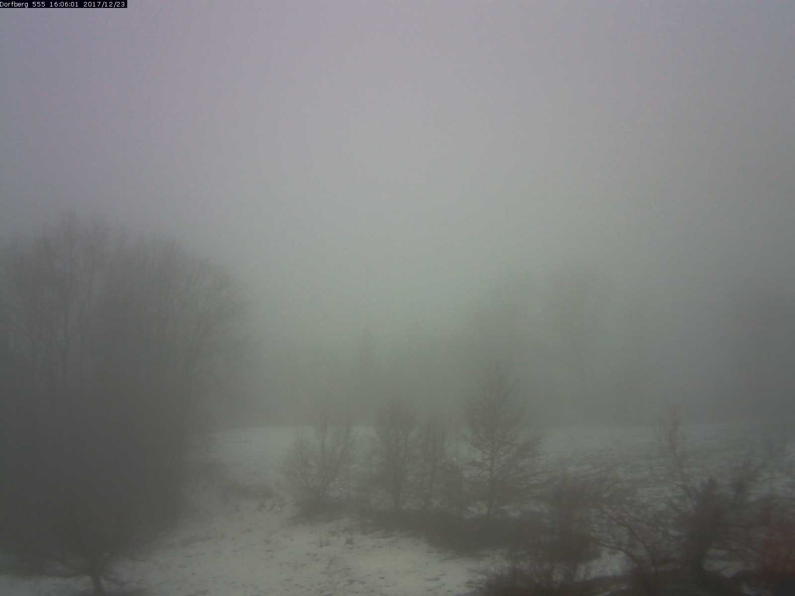 Webcam-Bild: Aussicht vom Dorfberg in Langnau 20171223-160601