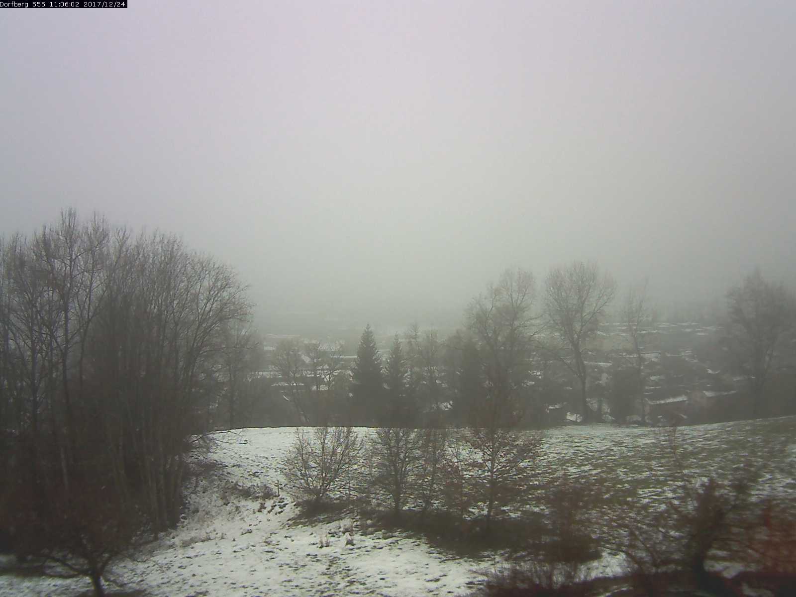 Webcam-Bild: Aussicht vom Dorfberg in Langnau 20171224-110601