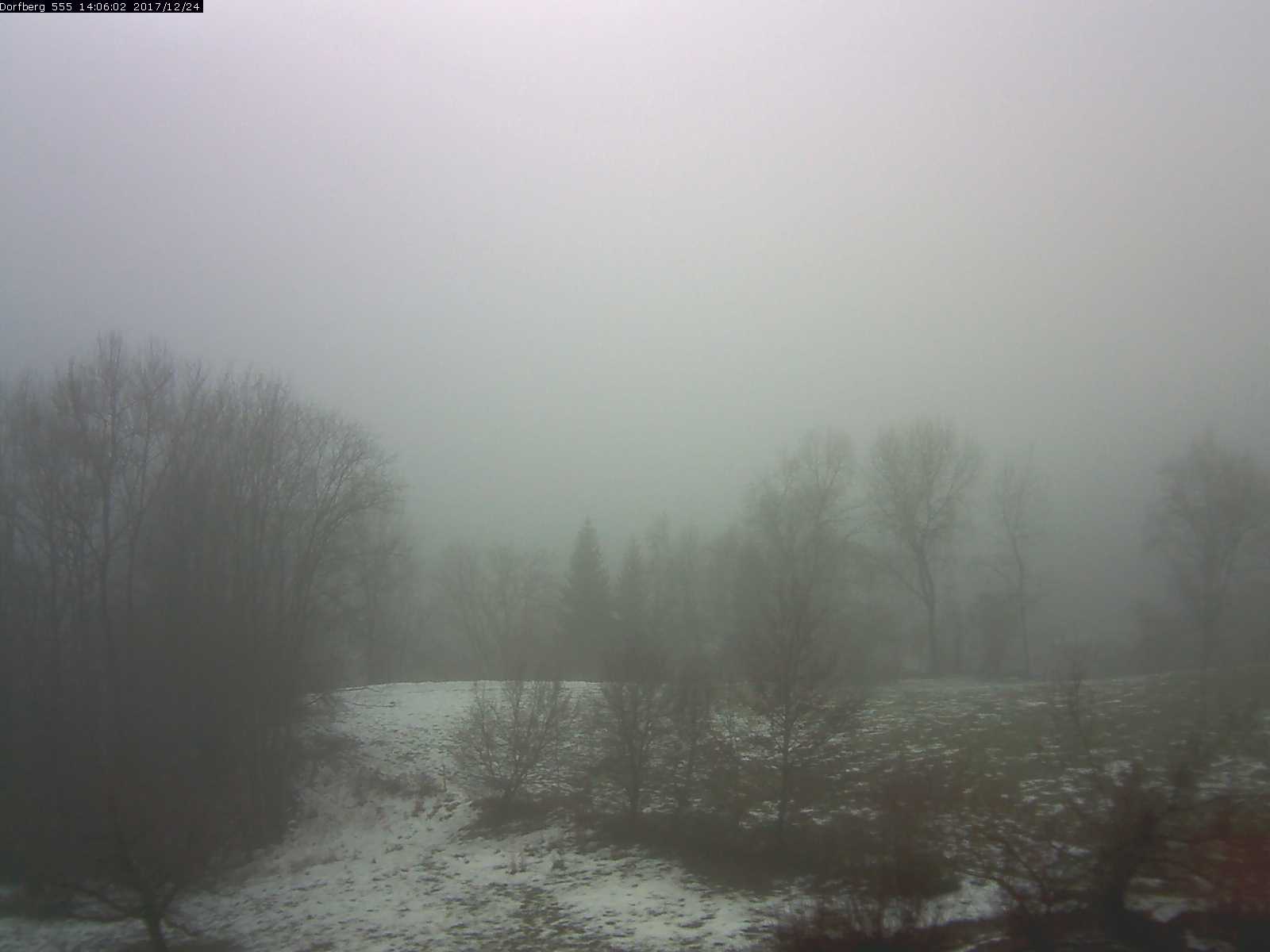 Webcam-Bild: Aussicht vom Dorfberg in Langnau 20171224-140601
