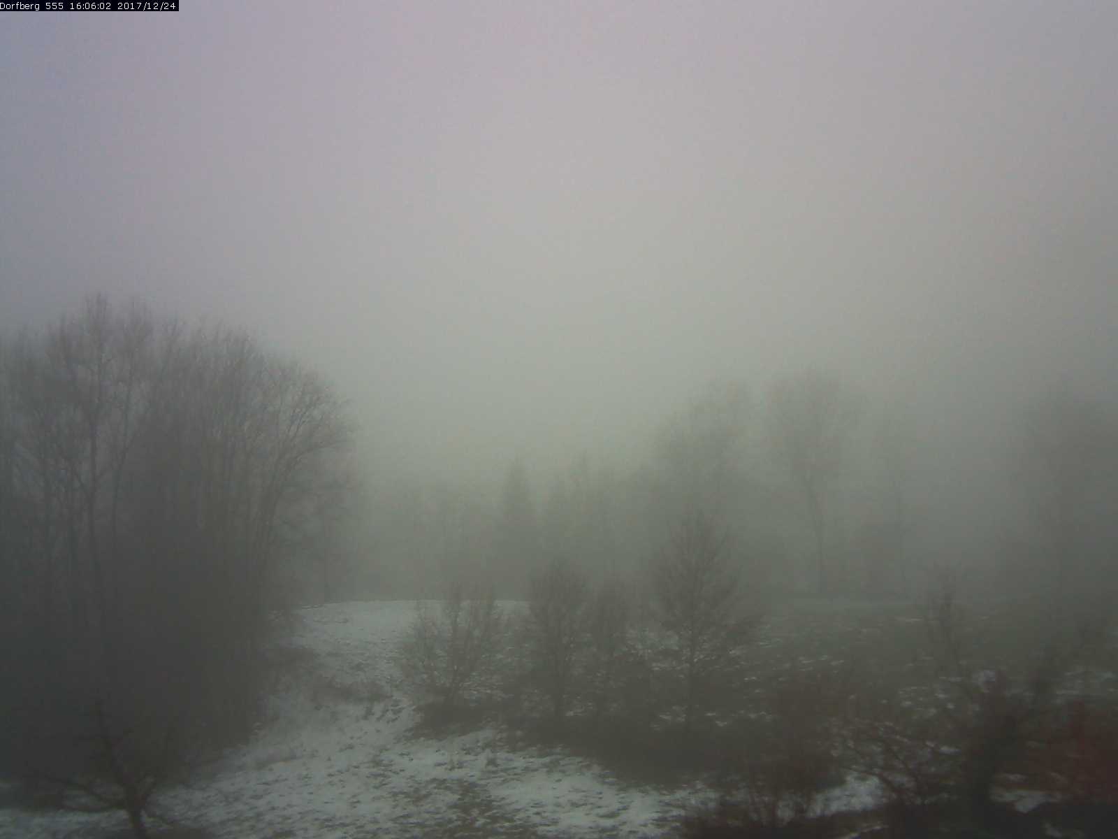 Webcam-Bild: Aussicht vom Dorfberg in Langnau 20171224-160601