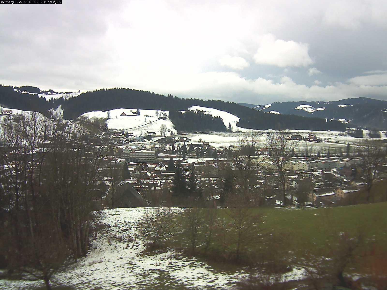 Webcam-Bild: Aussicht vom Dorfberg in Langnau 20171226-110601