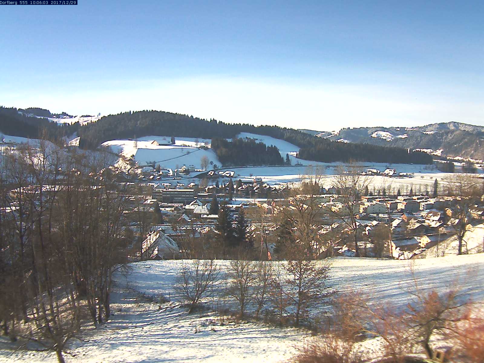Webcam-Bild: Aussicht vom Dorfberg in Langnau 20171229-100601