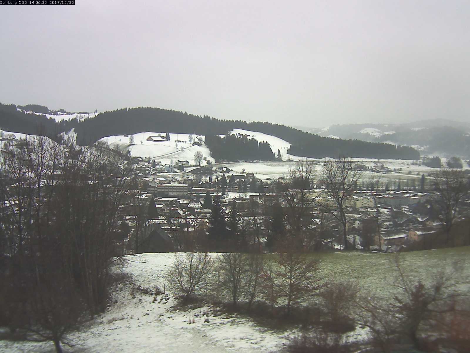 Webcam-Bild: Aussicht vom Dorfberg in Langnau 20171230-140601