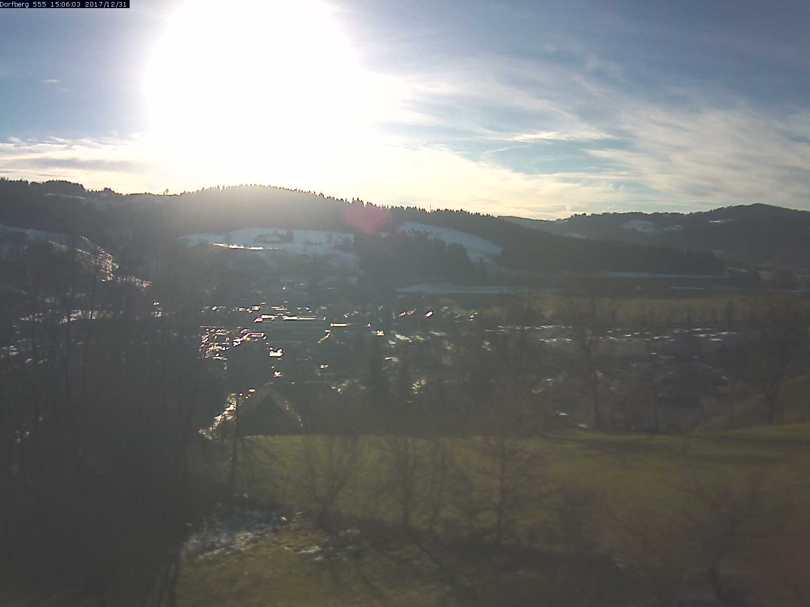 Webcam-Bild: Aussicht vom Dorfberg in Langnau 20171231-150601