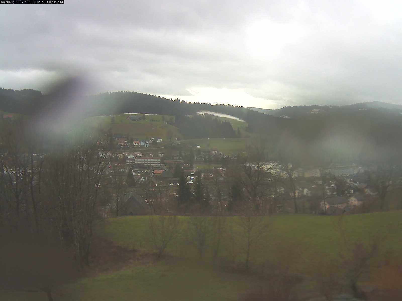 Webcam-Bild: Aussicht vom Dorfberg in Langnau 20180104-150601