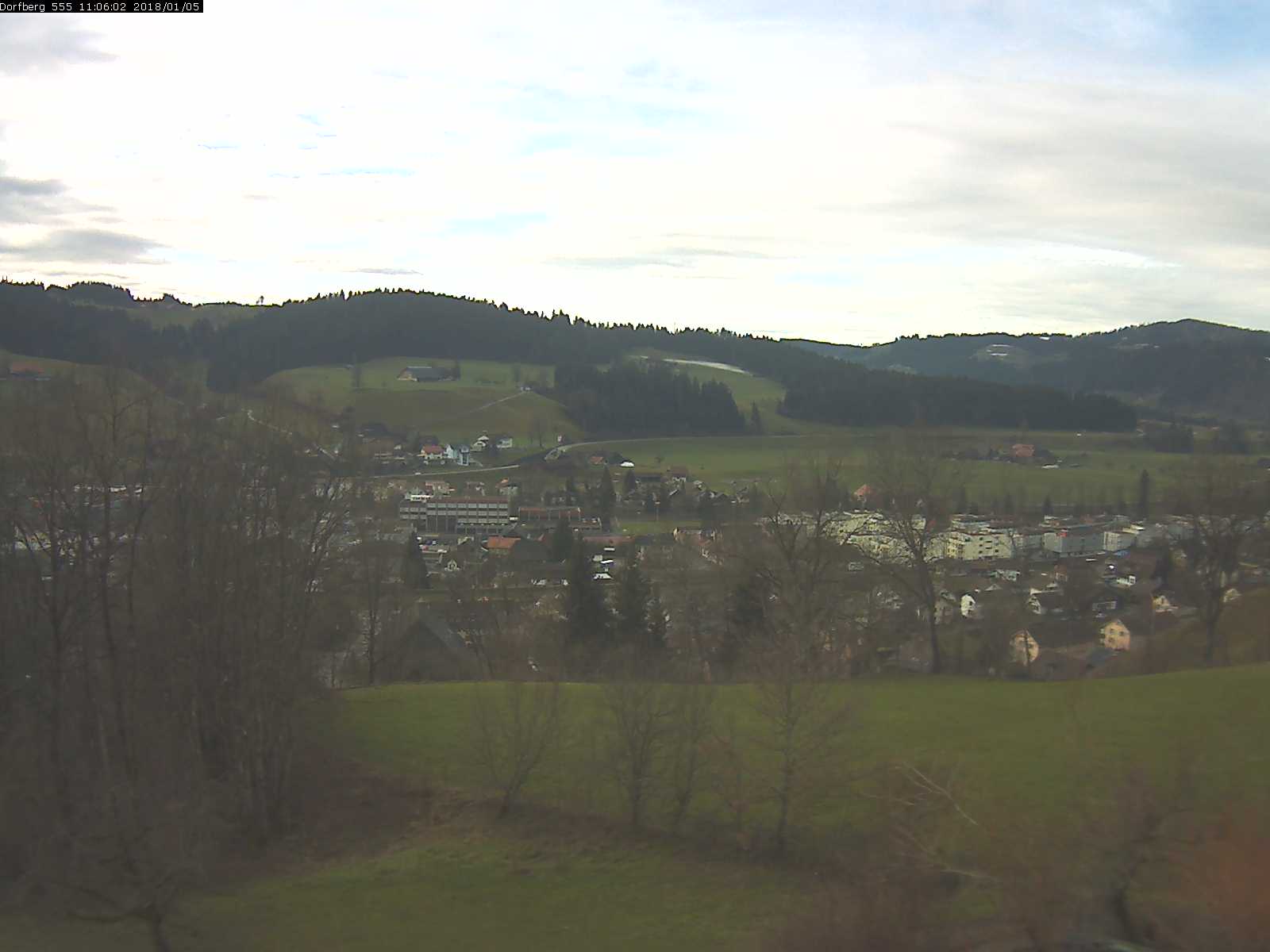 Webcam-Bild: Aussicht vom Dorfberg in Langnau 20180105-110601