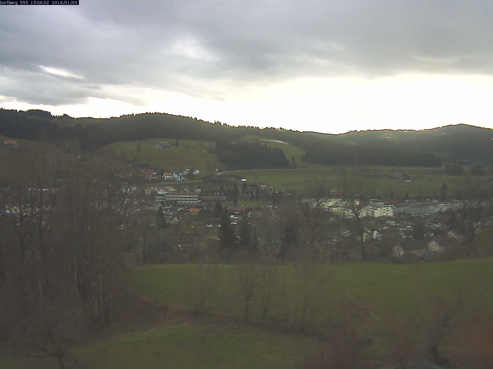 Webcam-Bild: Aussicht vom Dorfberg in Langnau 20180105-150601