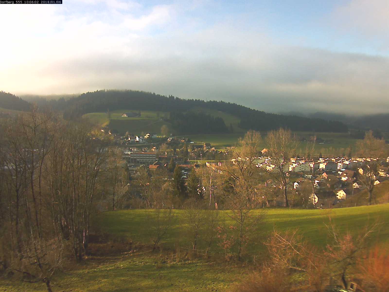 Webcam-Bild: Aussicht vom Dorfberg in Langnau 20180106-100601