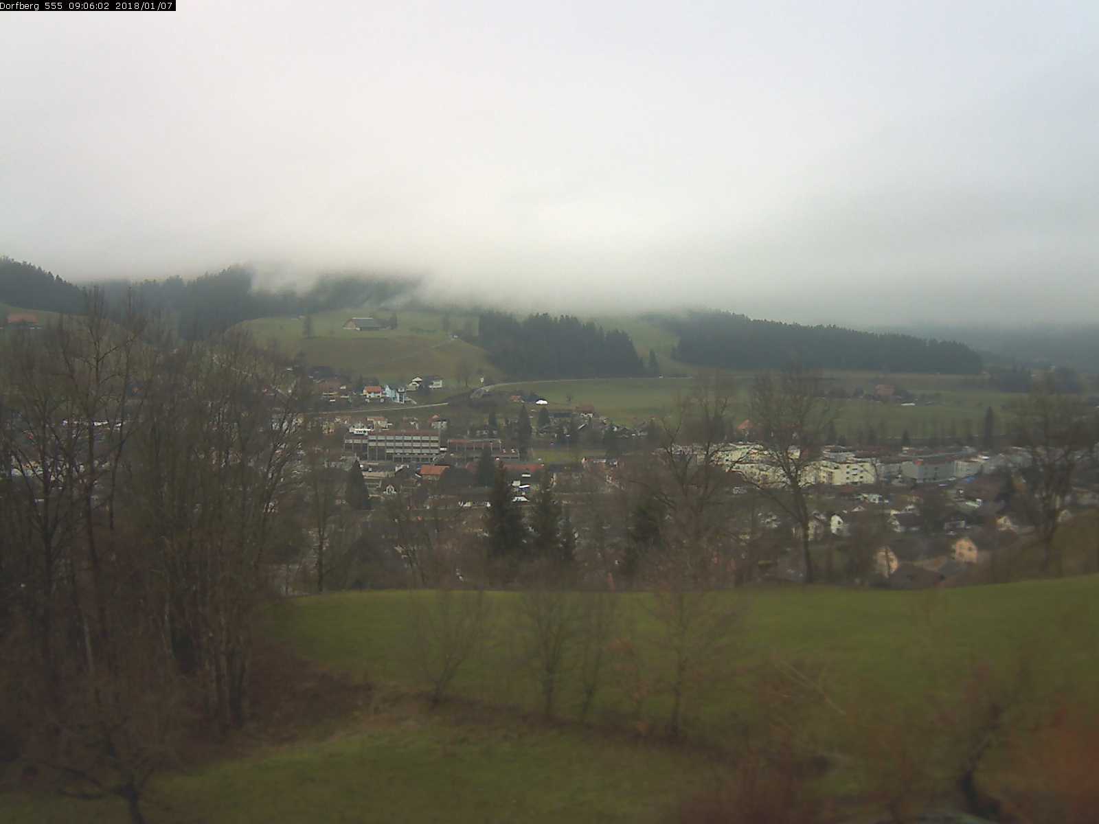 Webcam-Bild: Aussicht vom Dorfberg in Langnau 20180107-090601