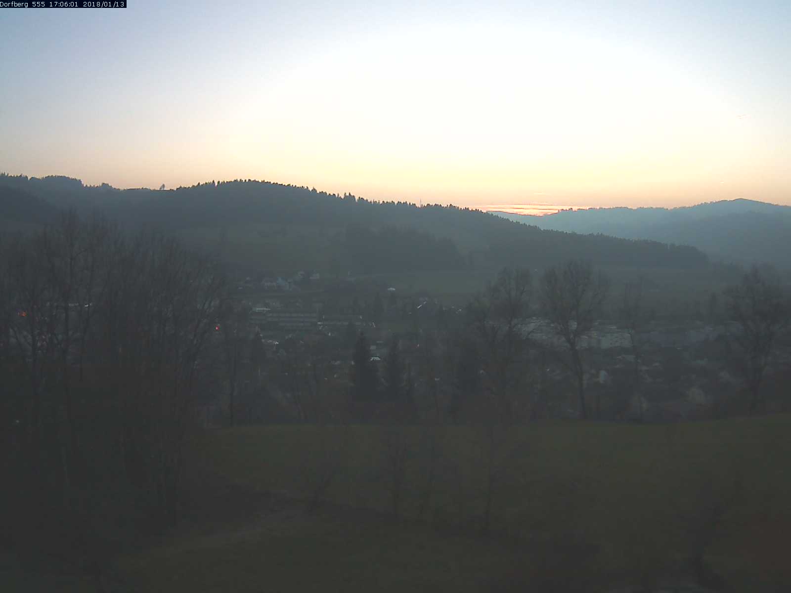 Webcam-Bild: Aussicht vom Dorfberg in Langnau 20180113-170601