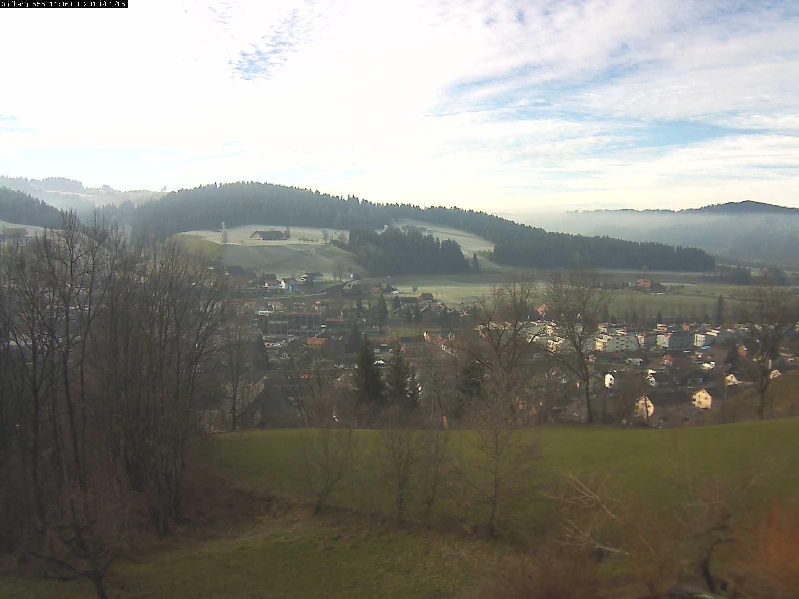 Webcam-Bild: Aussicht vom Dorfberg in Langnau 20180115-110601