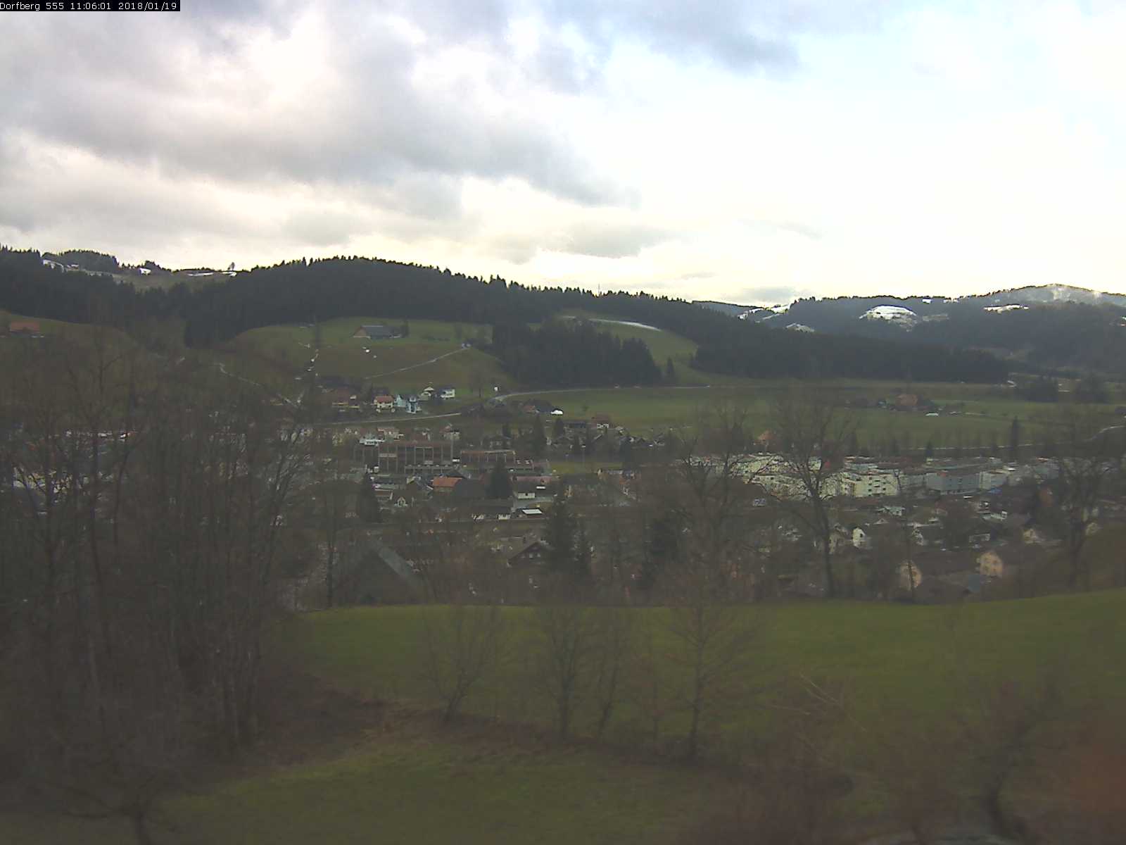 Webcam-Bild: Aussicht vom Dorfberg in Langnau 20180119-110601