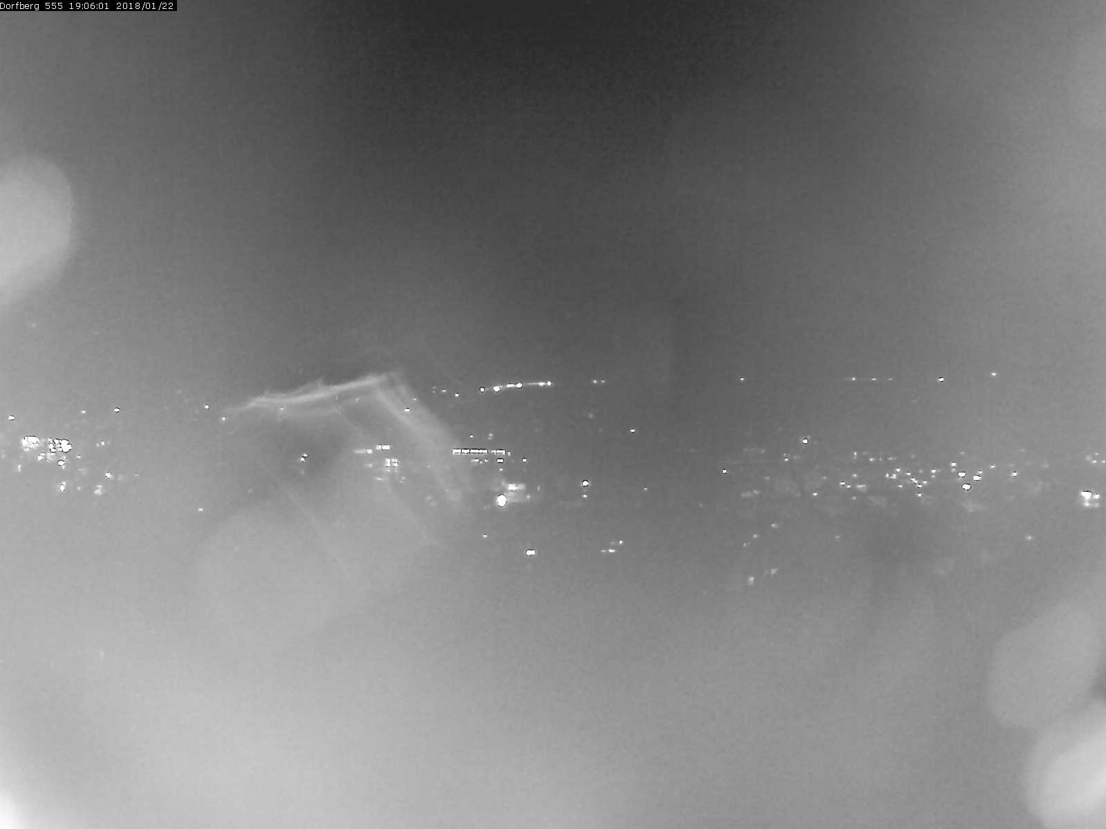 Webcam-Bild: Aussicht vom Dorfberg in Langnau 20180122-190601