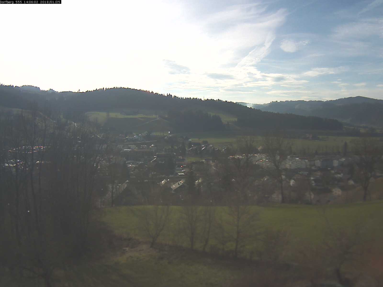 Webcam-Bild: Aussicht vom Dorfberg in Langnau 20180125-140601